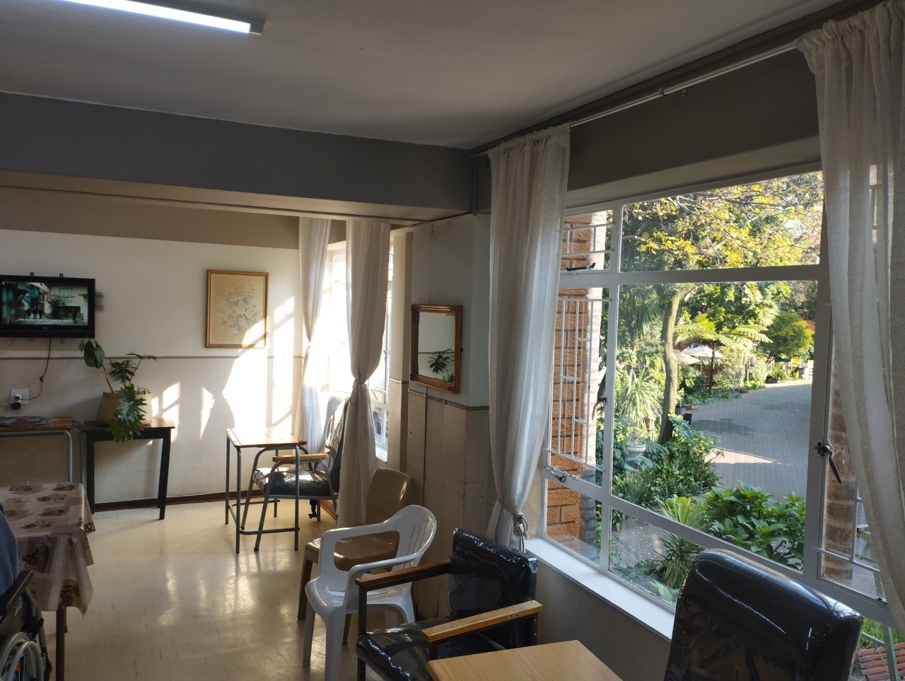 Gallery Image 14